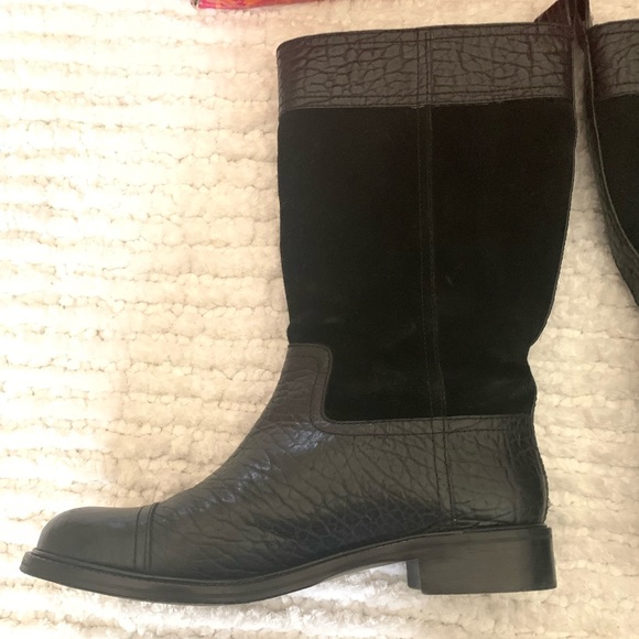 Tory Burch Boots - Picture 6 of 11